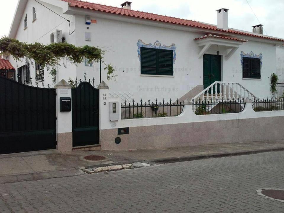 Hostal Casa de Azzancha Azinhaga Exterior foto